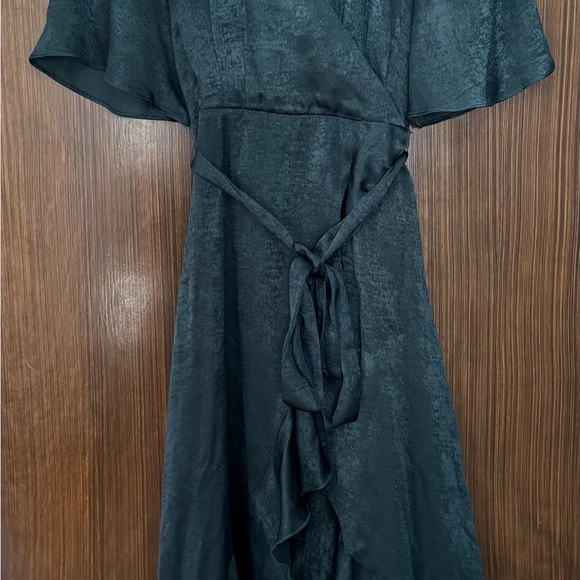 Lulus Wrapped Up in Love dark green faux wrap belted lined midi Dress, size XXS - Picture 10 of 16